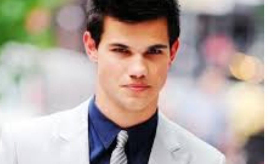 taylor lautner net worth